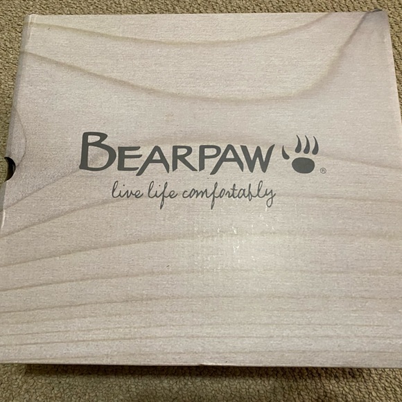BEARPAW Sheepskin boot NWT Size 8 - Picture 4 of 4